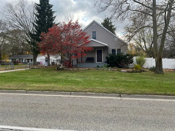 904 60th St SE, Grand Rapids, MI 49508