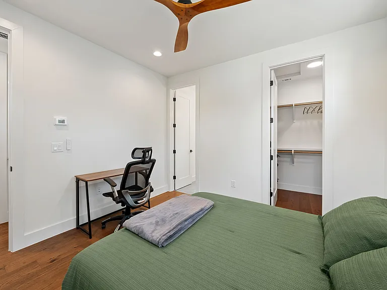 2609 Willow St #2 — Photo 25