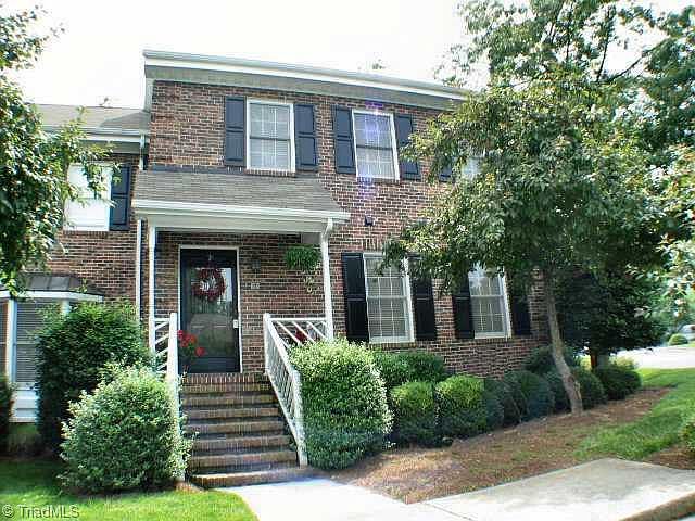 1st image of 16A Park Village Ln