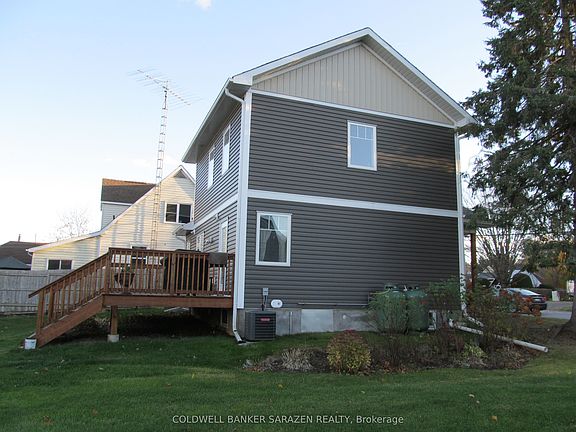 4th image of 20 Burnstown Rd