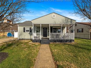 900 Dupont Ave, Nitro, WV 25143