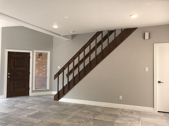 4th image of 12625 Memorial Dr APT 30