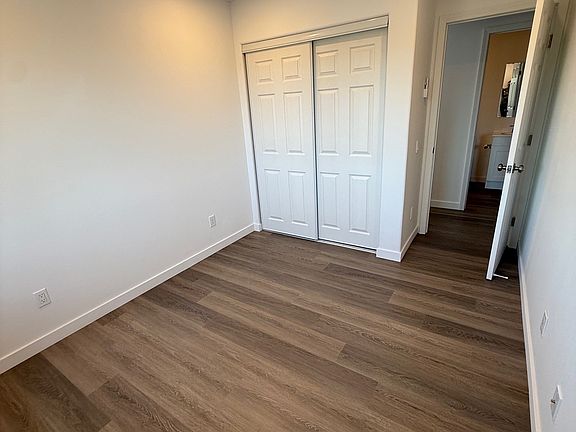 3rd image of 812 N Citrus Ave #3