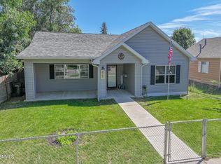 428 7th Ave W, Williston, ND 58801