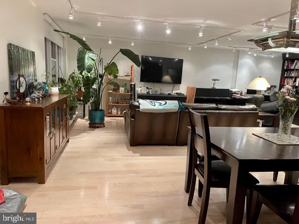 8302 Old York Rd #C-56, Elkins Park, PA 19027