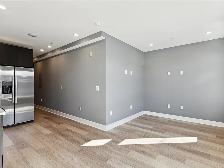 1615 Poplar St #2A — Photo 6