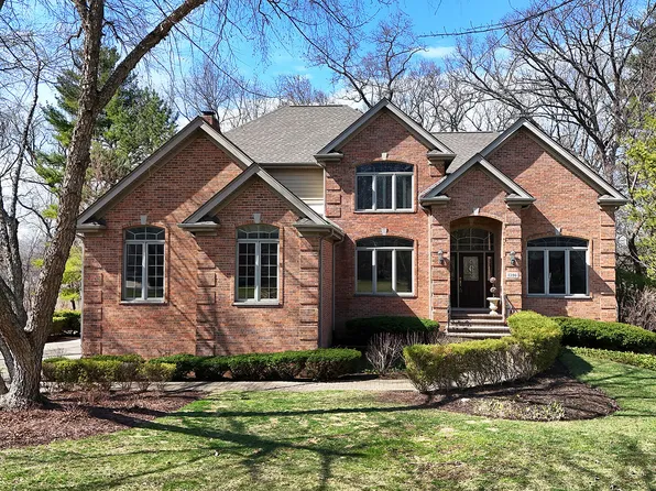 1396 Notre Dame Dr, Lemont, IL 60439