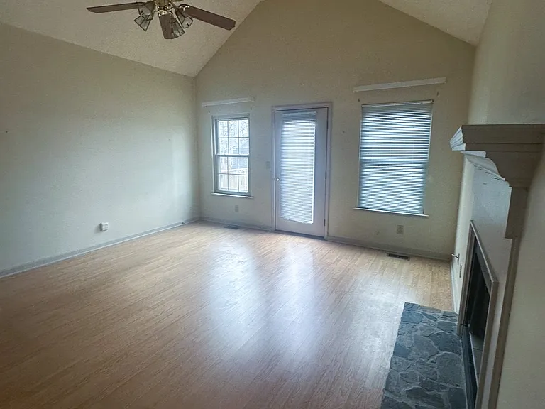959 S Confederate Dr — Photo 4