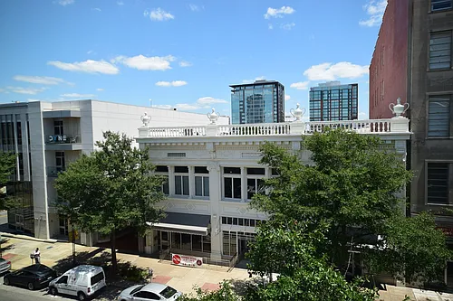 307 Main St Photo 1