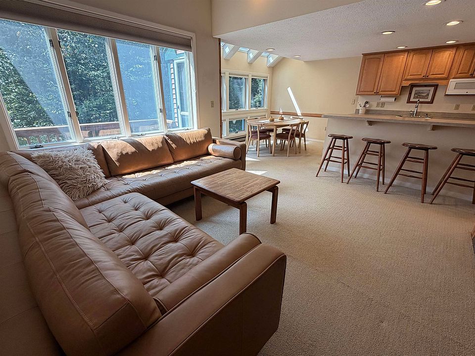 1st image of 28 Tyler Spring Way #21