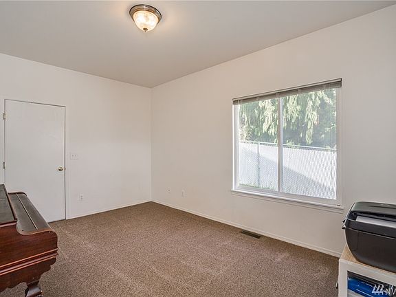 4th image of 607 S Lawler Ave