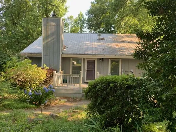 1085 Lynmoor Dr NE, Atlanta, GA 30319