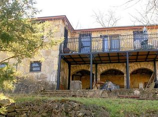 133 Riverview Rd, Hardy, AR 72542