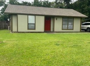 40421 Chateau Ave, Prairieville, LA 70769