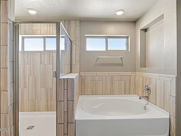 14724 Tierra Fortaleza Ave — Photo 25
