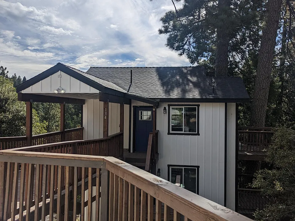 134 Pine Ridge Rd