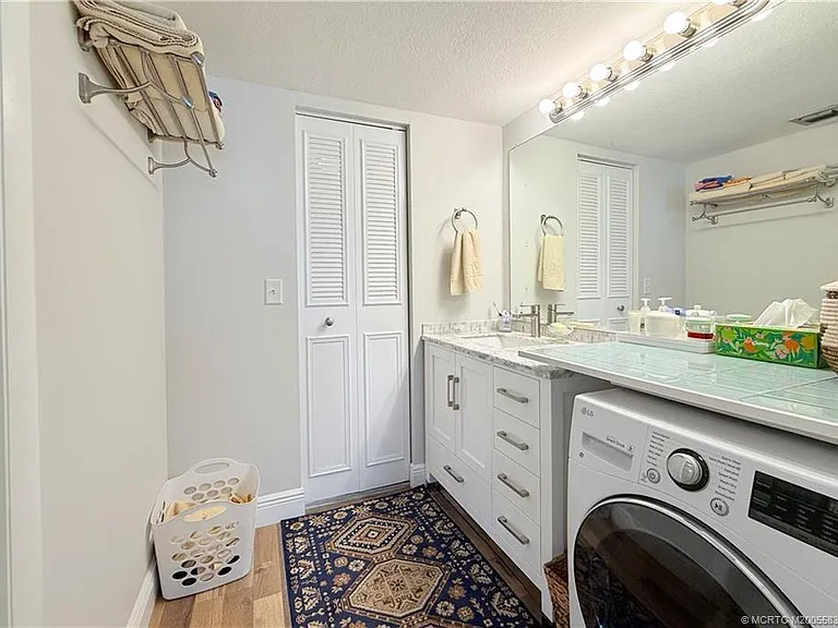 1950 SW Palm City Rd #44205 — Photo 27