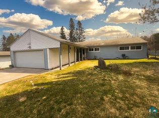 2136 Adirondack St, Duluth, MN 55811