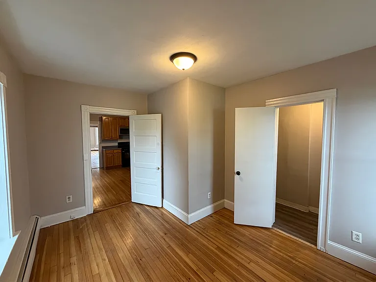 107 Gold St #1B — Photo 8