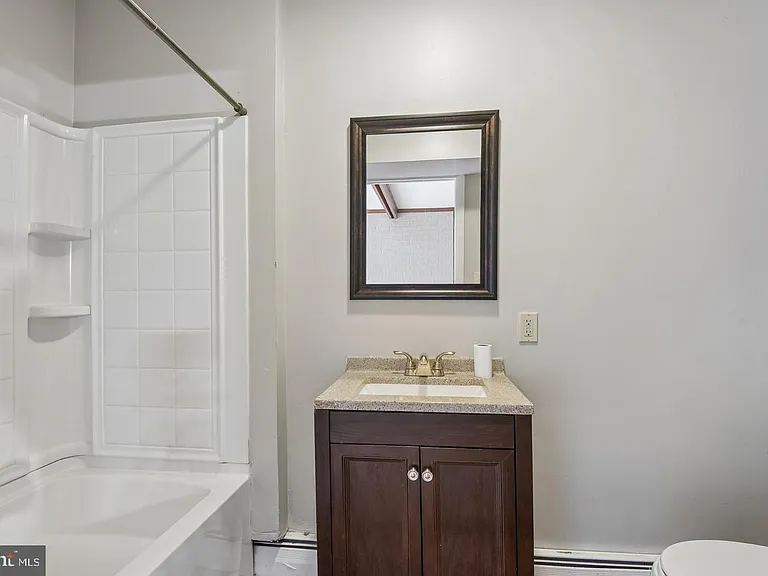 10206 Green Clover Ct — Photo 35