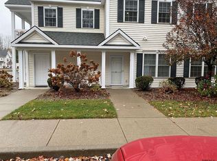14 Ellis Ave APT 3, Saratoga Springs, NY 12866