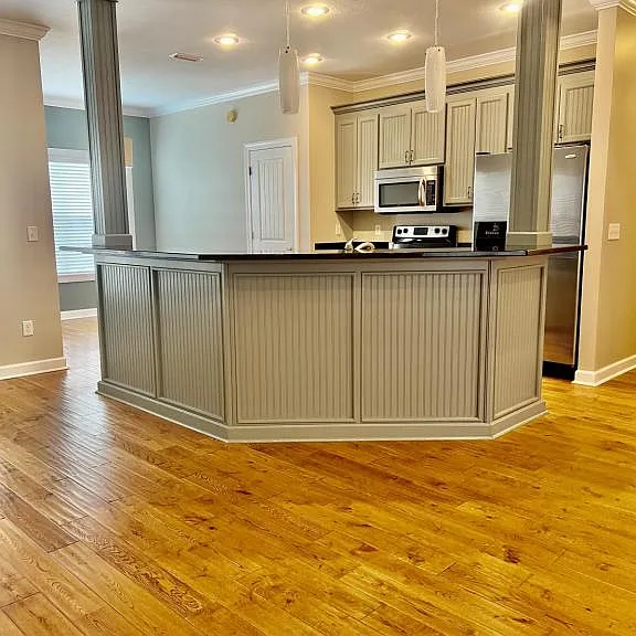 215 Savannah Dr — Photo 6