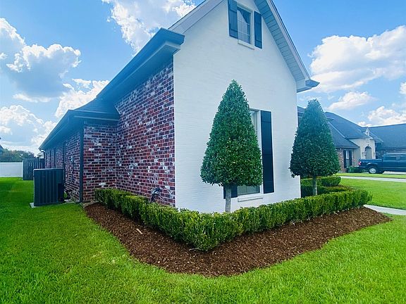 4th image of 211 Jaden Ln