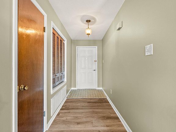 2nd image of 510 Asbury Rd