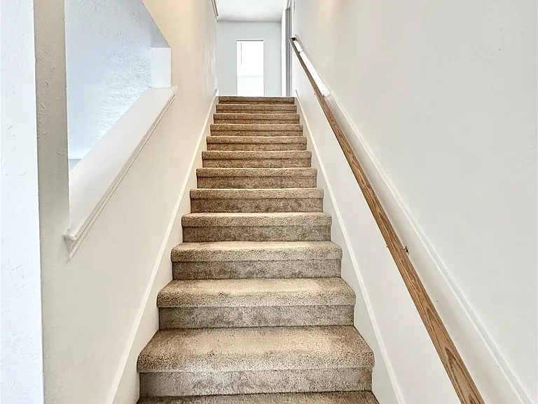 17002 Irish Oaks Ct — Photo 11