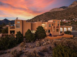 18 Tierra Monte Dr NE, Albuquerque, NM 87122