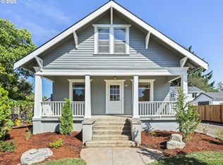 5815 SE Schiller St UNIT A, Portland, OR 97206