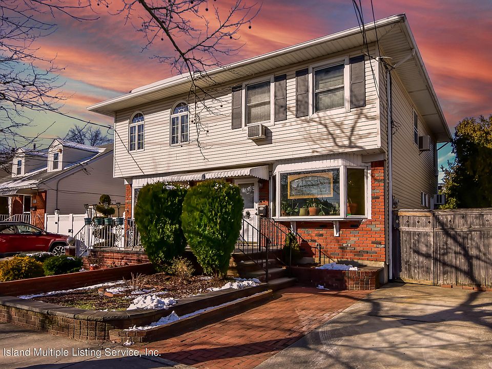 1st image of 213 Hurlbert St