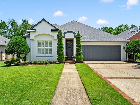 2nd image of 1701 River Ro Dr