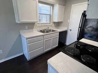 223 Roberts Cir APT A, Arlington, TX 76010
