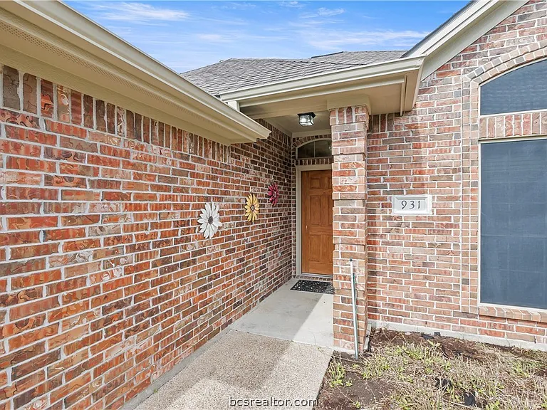 931 Turtle Dove Trl — Photo 3