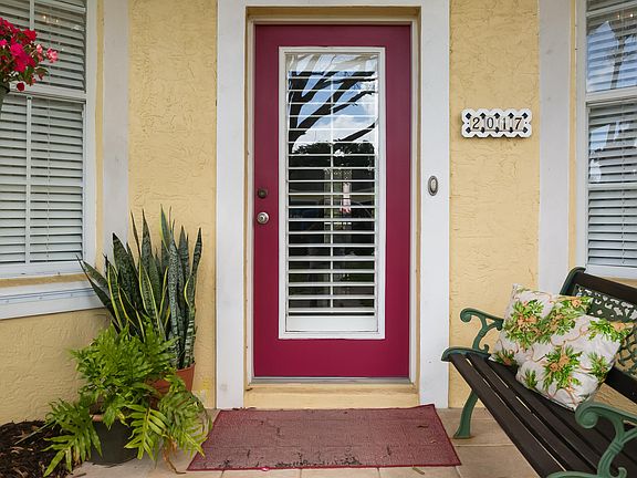 5th image of 2017 SE Allamanda Drive