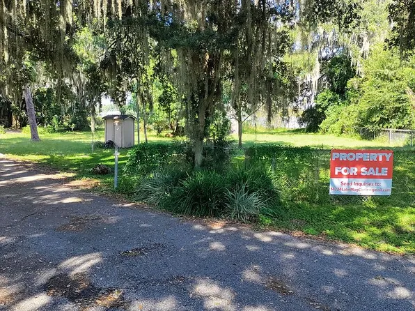 14734 Lake Magdalene Cir, Tampa, FL 33613