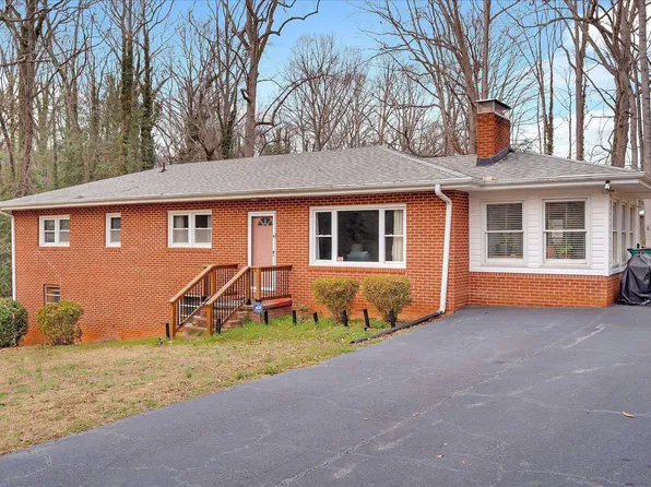 4 Laurel Ln, Marietta, SC 29661