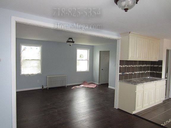 4th image of 21910 113th Ave