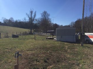 952 Defeated Creek Road, Fountain run, KY 42133