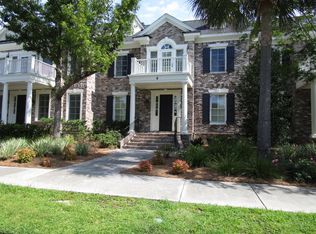 6 Grove Ln, Charleston, SC 29492