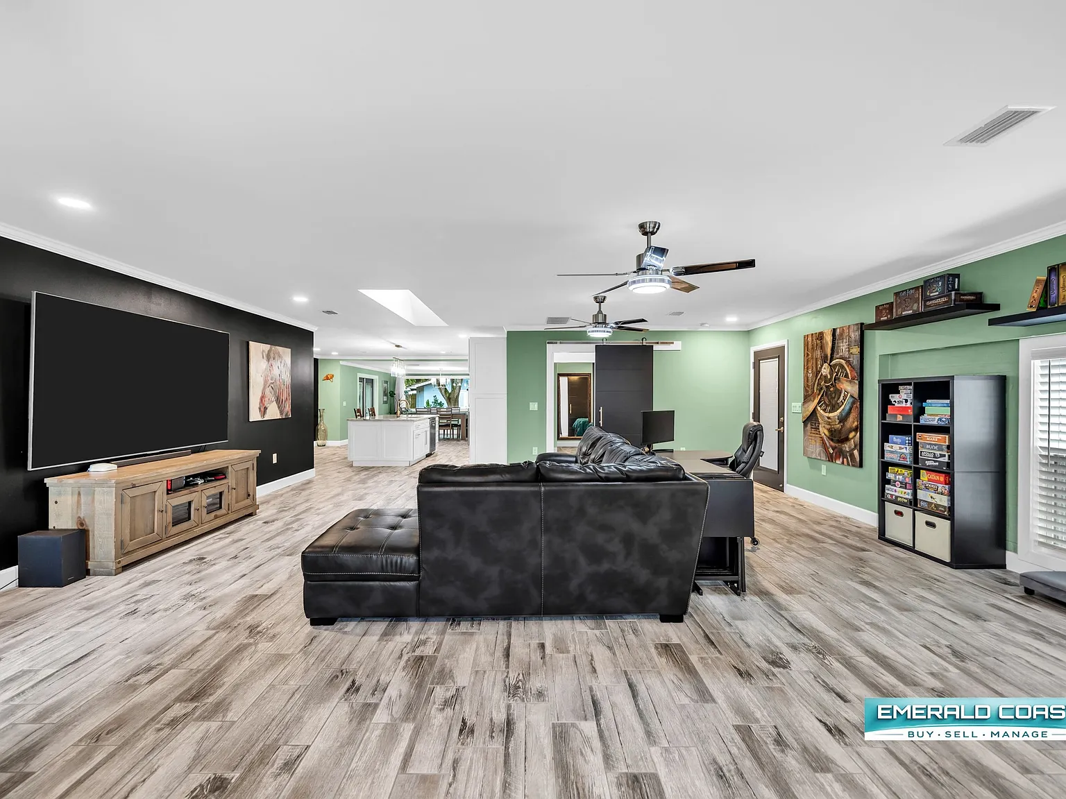 3 bed, 2736 sqft, $3,500 — Photo 3