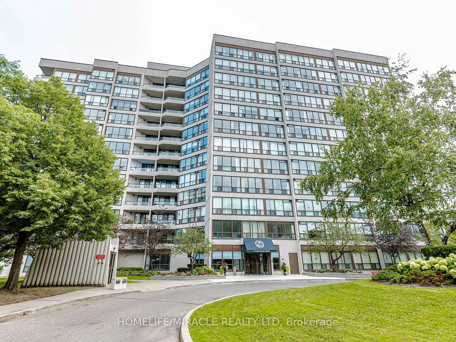 2 bed, $2,600 — Photo 3