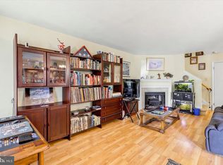 302 Colettes Ct, North Wales, PA 19454