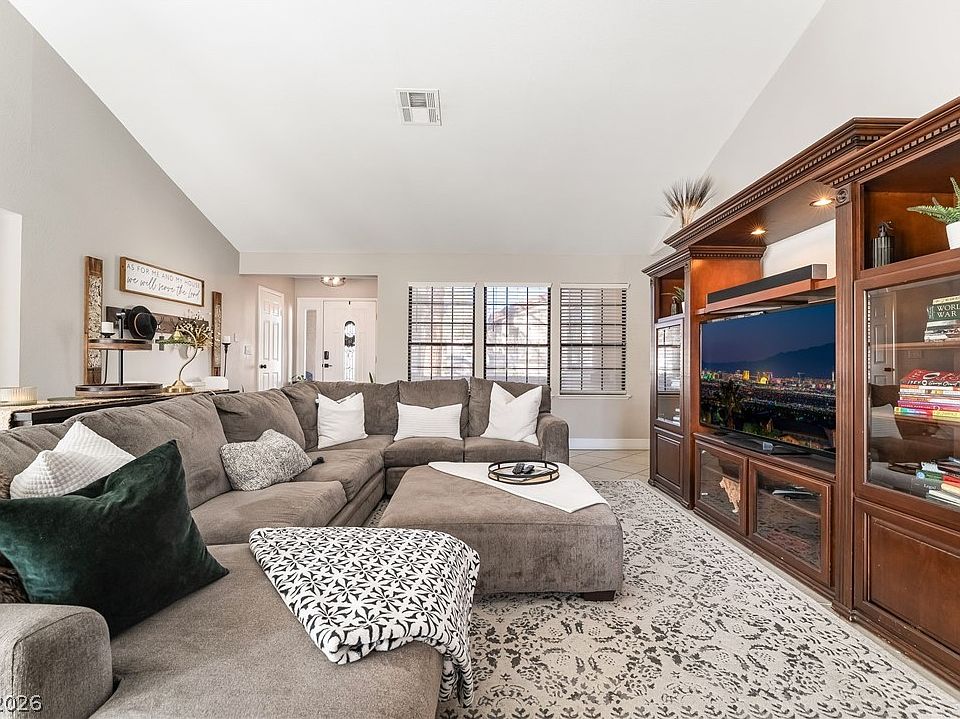 1st image of 3203 La Mancha Way