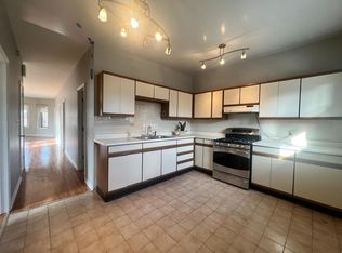4921 W Warwick Ave #1, Chicago, IL 60641