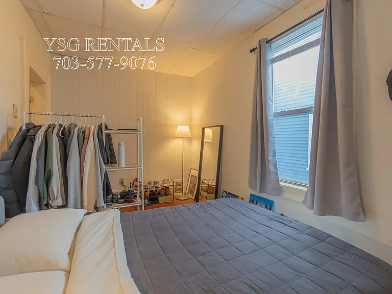 22 Suffolk St #1 — Photo 9