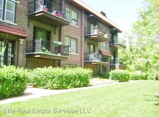 3602 Roanoke Pkwy APT 4, Kansas City, MO 64111