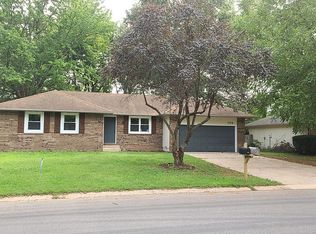 3156 W Roxbury St, Springfield, MO 65807