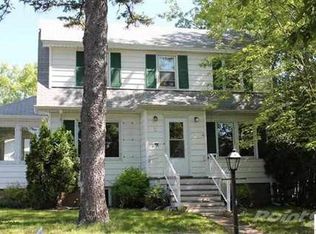 11 Garden St, Duluth, MN 55812